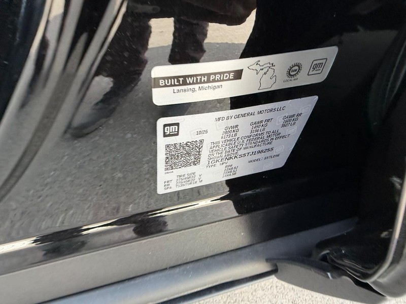 GMC Acadia Vehicle Full-screen Gallery Image 23