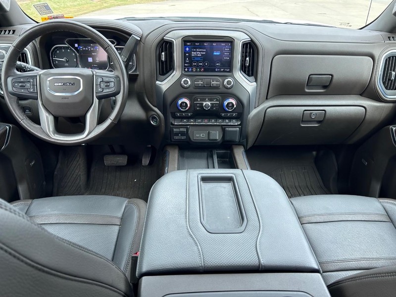 GMC Sierra 1500 Limited Vehicle Full-screen Gallery Image 9