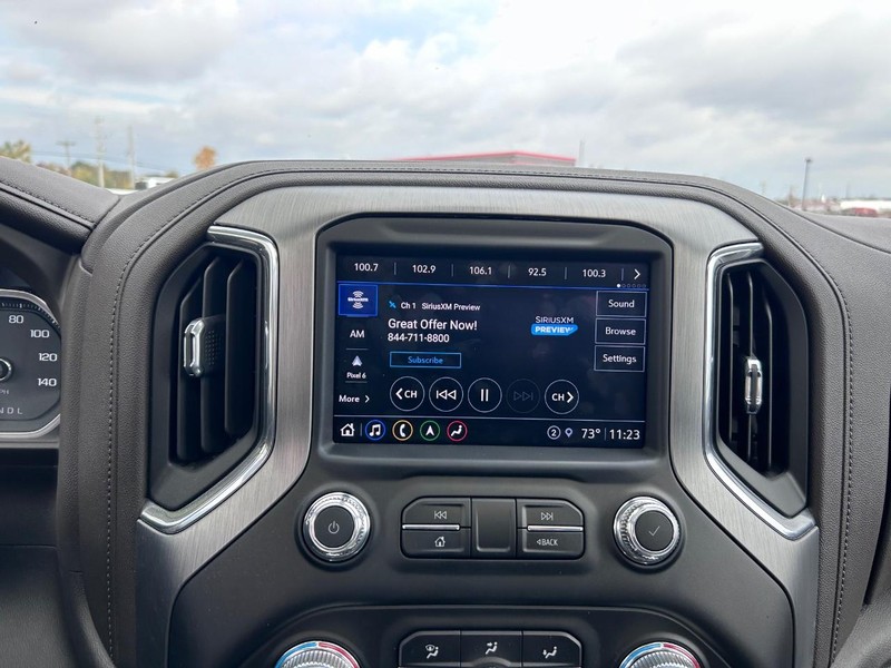 GMC Sierra 1500 Limited Vehicle Full-screen Gallery Image 13