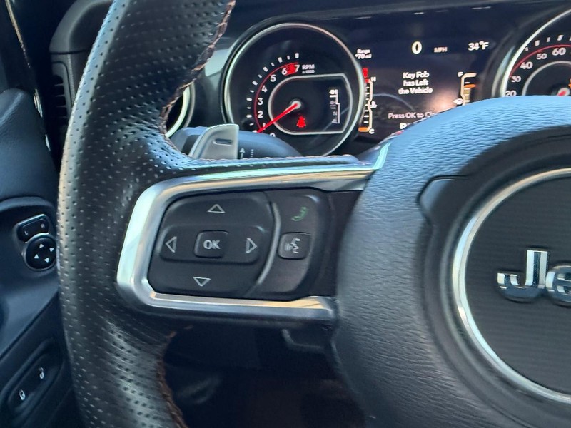 Jeep Wrangler Vehicle Full-screen Gallery Image 10