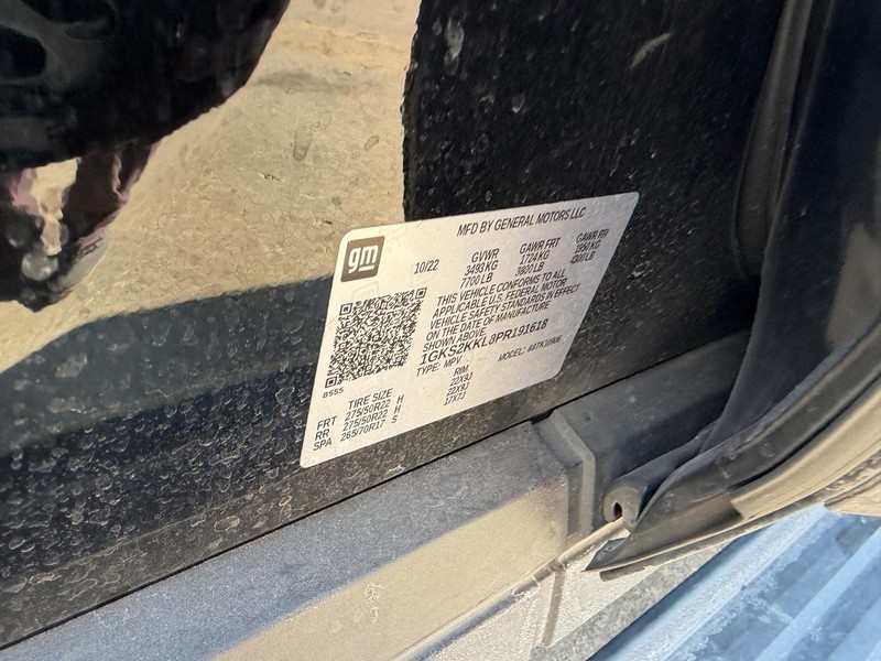 GMC Yukon XL Vehicle Full-screen Gallery Image 26