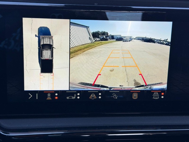 GMC Sierra 2500HD Vehicle Full-screen Gallery Image 19