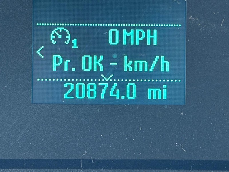 Ford F-150 Vehicle Full-screen Gallery Image 15