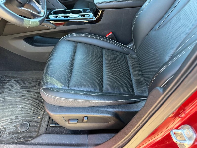 Buick Envision Vehicle Full-screen Gallery Image 19