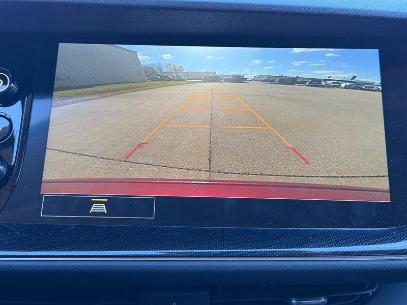 Buick Envision Vehicle Full-screen Gallery Image 21