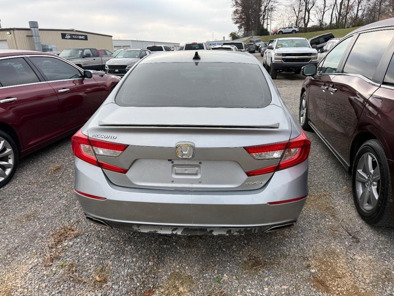 Honda Accord Sedan Vehicle Full-screen Gallery Image 3