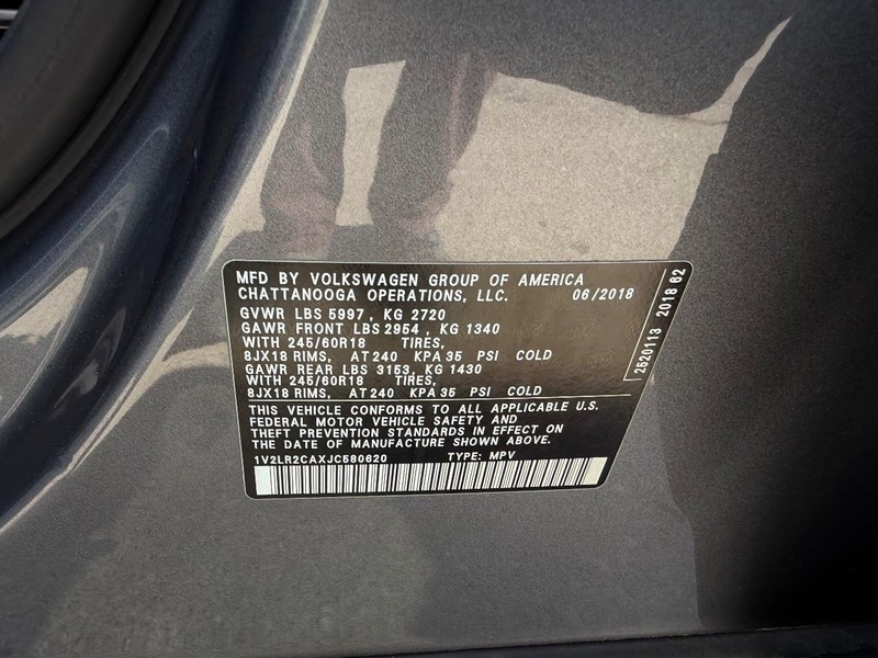 Volkswagen Atlas Vehicle Full-screen Gallery Image 22