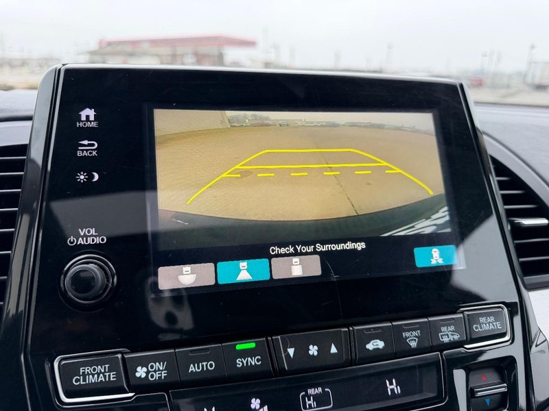 Honda Odyssey Vehicle Full-screen Gallery Image 24