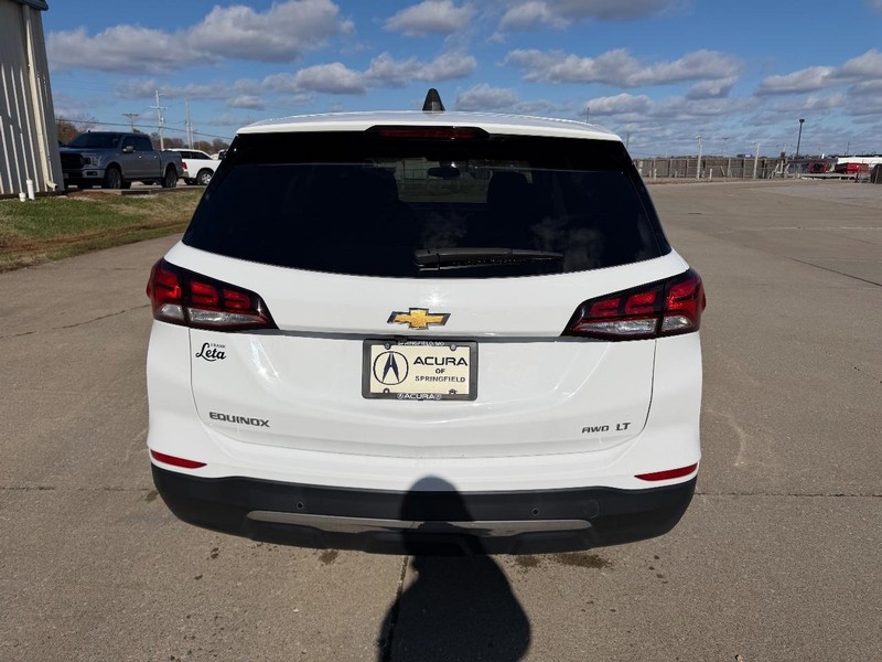 Chevrolet Equinox Vehicle Full-screen Gallery Image 04