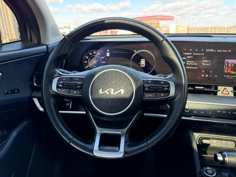 Kia Sportage Vehicle Full-screen Gallery Image 11