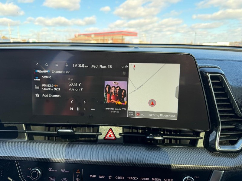 Kia Sportage Vehicle Full-screen Gallery Image 14