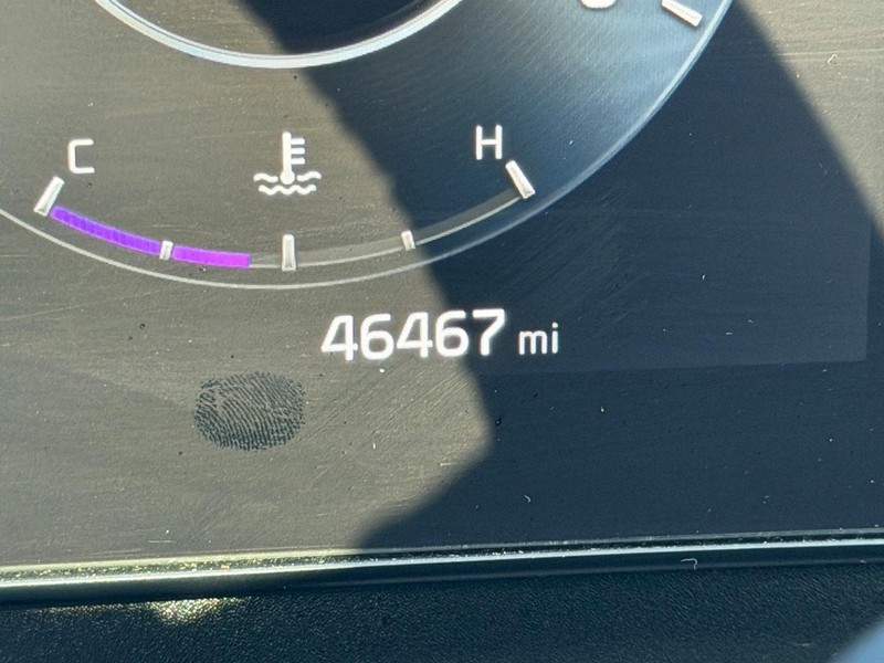 Kia Sportage Vehicle Full-screen Gallery Image 21