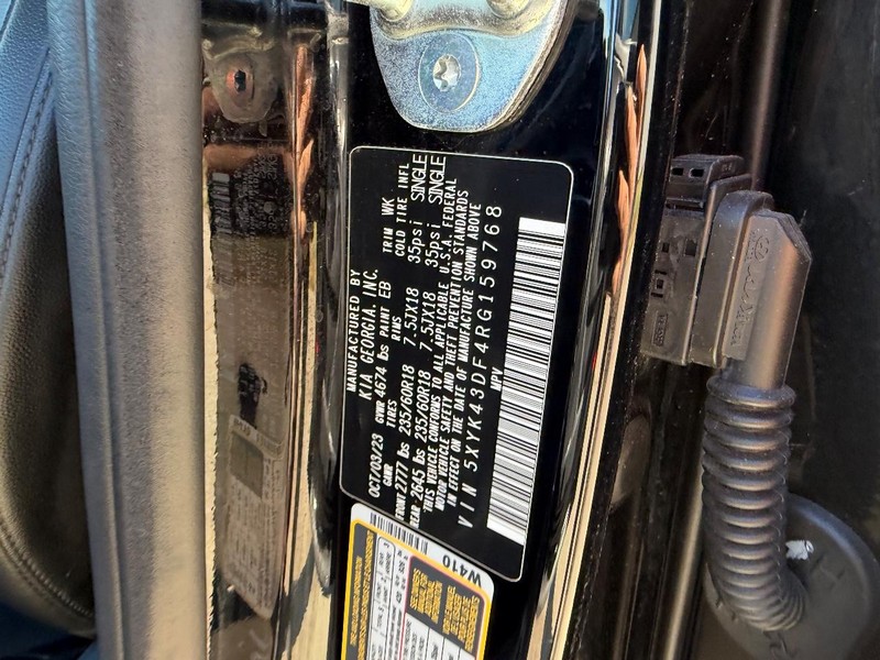 Kia Sportage Vehicle Full-screen Gallery Image 23