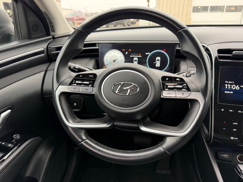 Hyundai Tucson Vehicle Full-screen Gallery Image 9