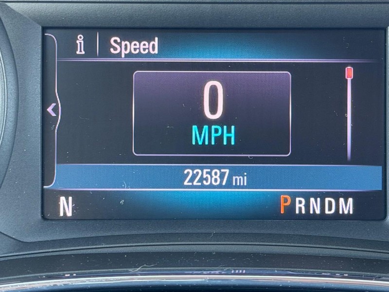 Buick Encore Vehicle Full-screen Gallery Image 18