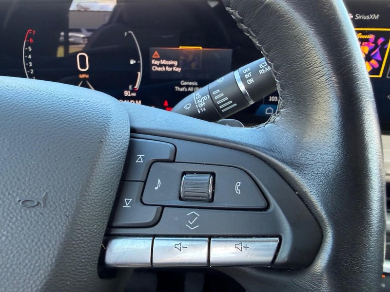 Cadillac XT4 Vehicle Full-screen Gallery Image 12