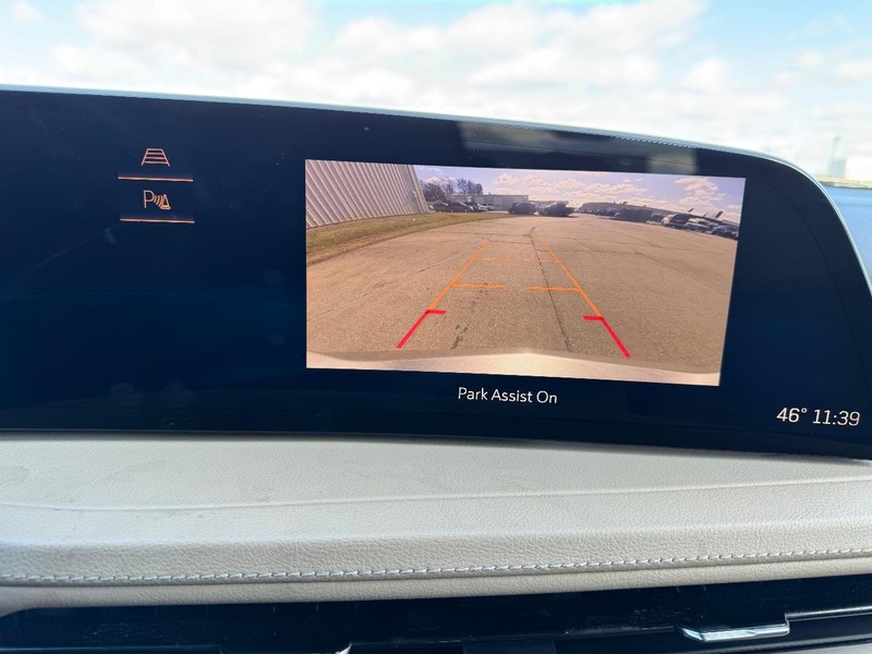 Cadillac XT4 Vehicle Full-screen Gallery Image 21