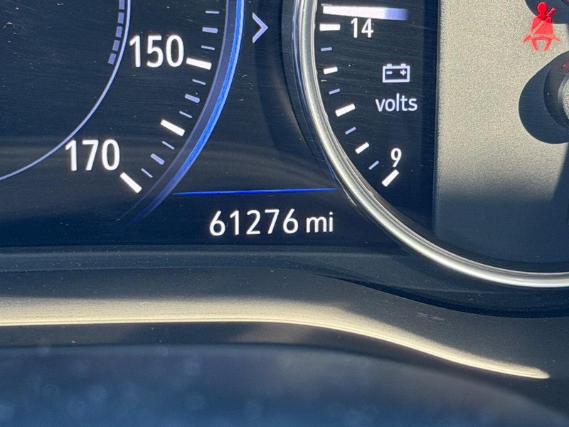 Buick Enclave Vehicle Full-screen Gallery Image 23