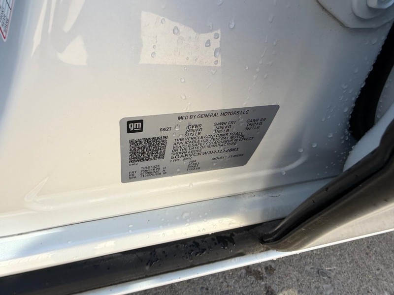 Buick Enclave Vehicle Full-screen Gallery Image 25