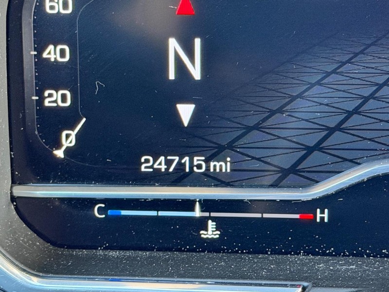 GMC Sierra 1500 Vehicle Full-screen Gallery Image 20