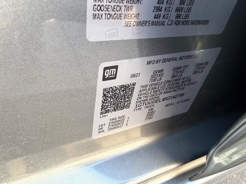 GMC Sierra 1500 Vehicle Full-screen Gallery Image 22