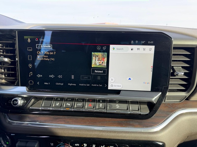 GMC Sierra 3500HD Vehicle Full-screen Gallery Image 13