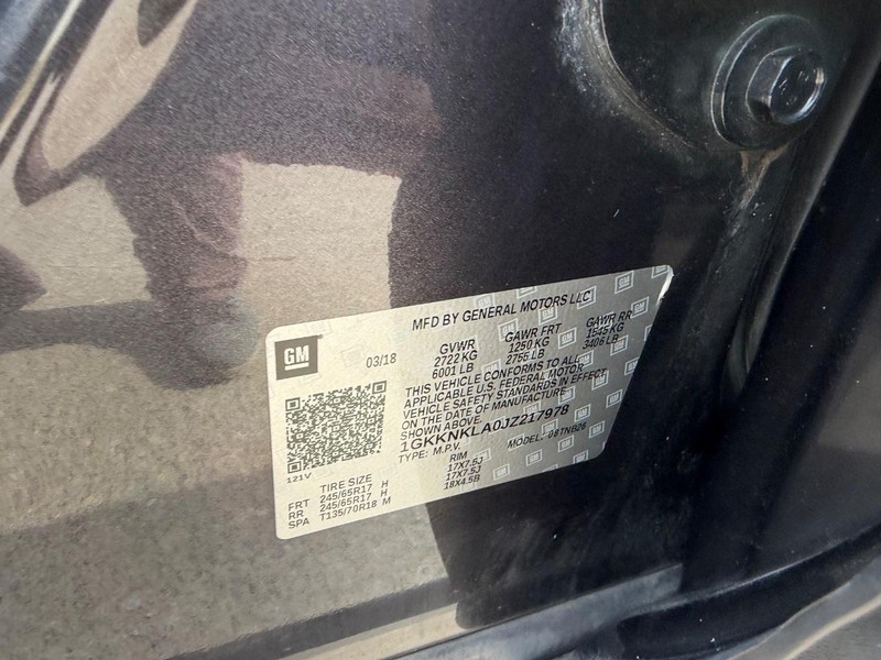 GMC Acadia Vehicle Full-screen Gallery Image 22