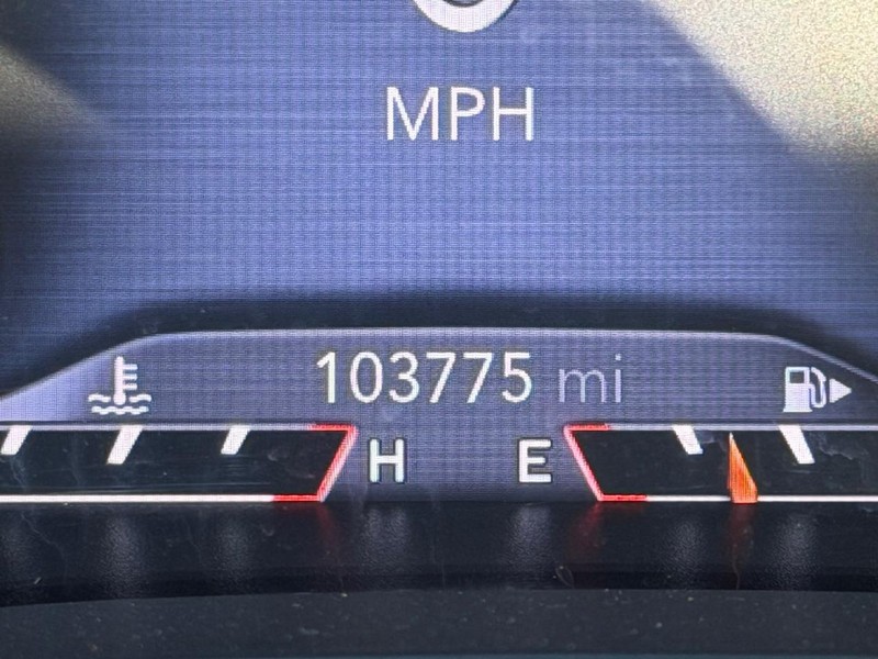 Jeep Cherokee Vehicle Full-screen Gallery Image 21