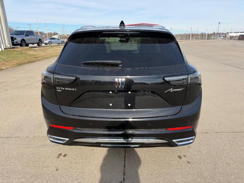 Buick Envision Vehicle Full-screen Gallery Image 4