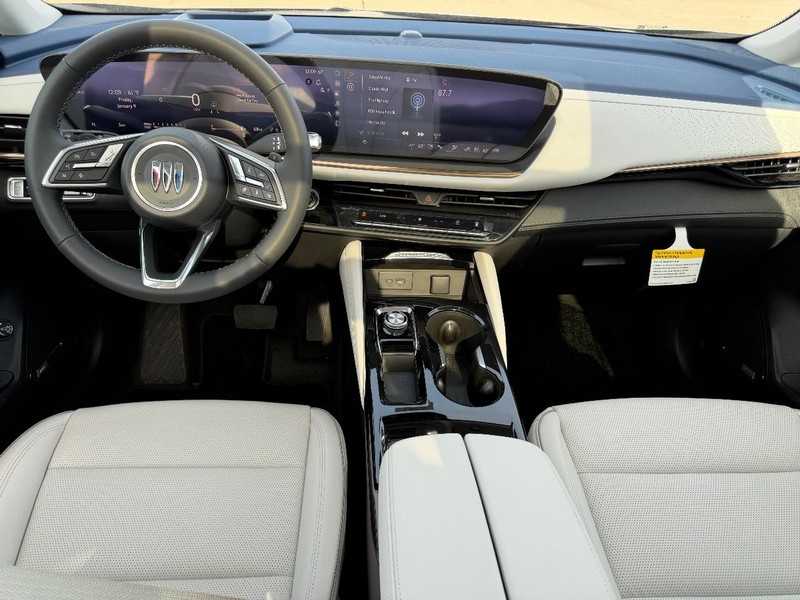 Buick Envision Vehicle Full-screen Gallery Image 10