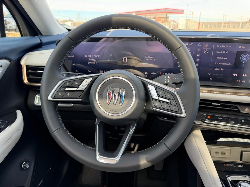 Buick Envision Vehicle Full-screen Gallery Image 11