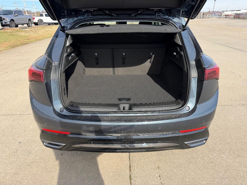 Buick Envision Vehicle Full-screen Gallery Image 5