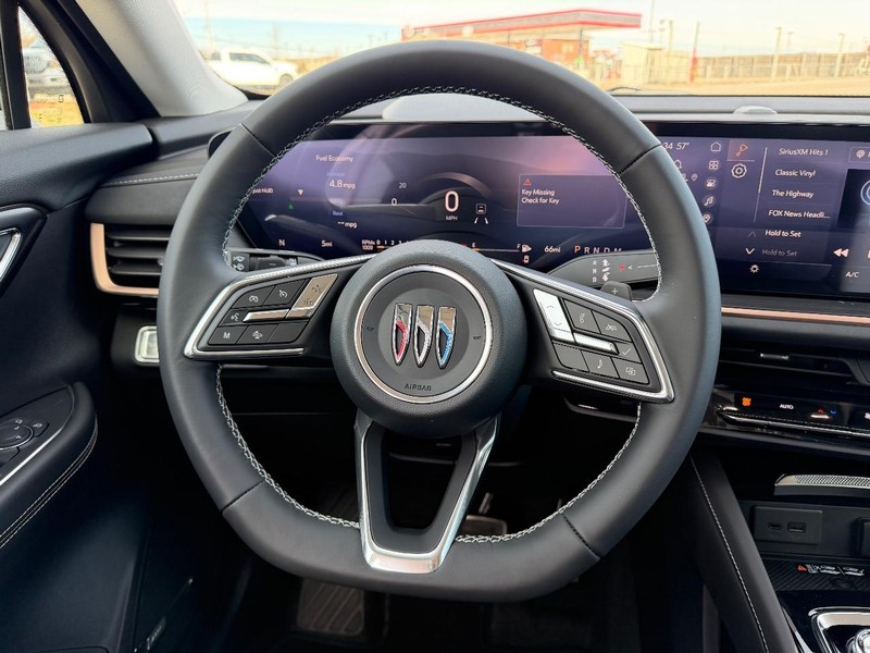 Buick Envision Vehicle Full-screen Gallery Image 9