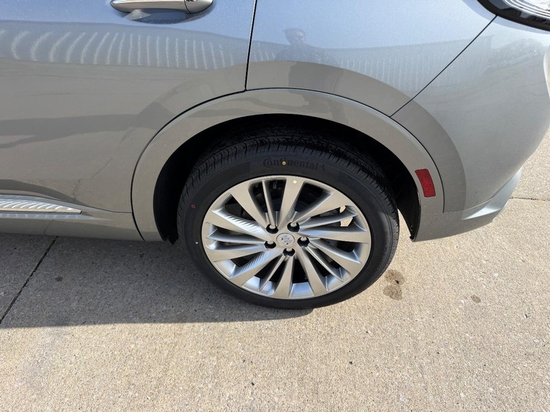 Buick Envision Vehicle Full-screen Gallery Image 7