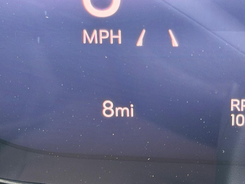 Buick Envision Vehicle Full-screen Gallery Image 21