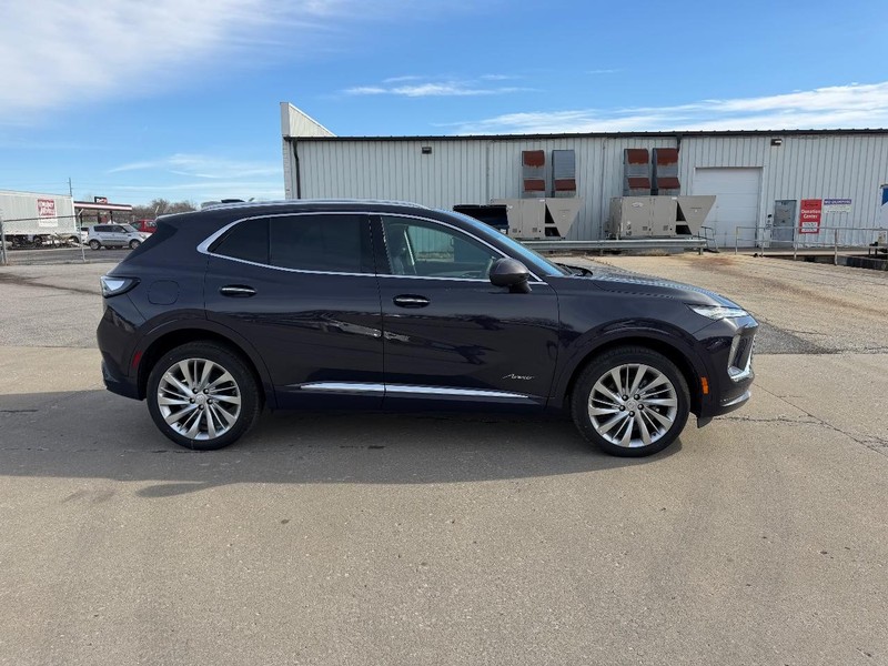 Buick Envision Vehicle Full-screen Gallery Image 2