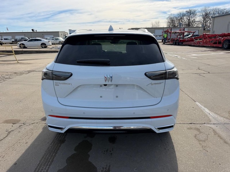 Buick Envision Vehicle Full-screen Gallery Image 4