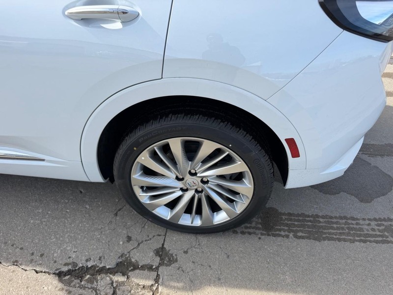 Buick Envision Vehicle Full-screen Gallery Image 7