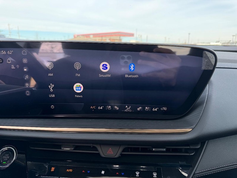 Buick Envision Vehicle Full-screen Gallery Image 14