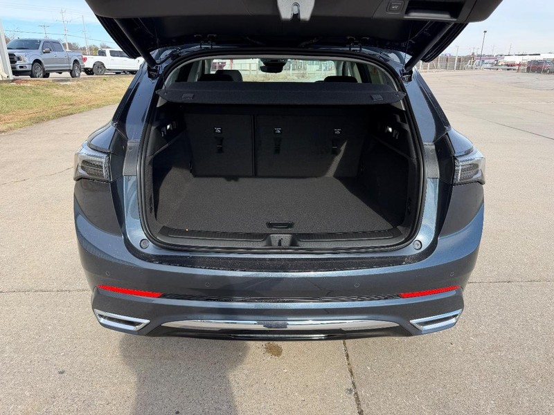 Buick Envision Vehicle Full-screen Gallery Image 5