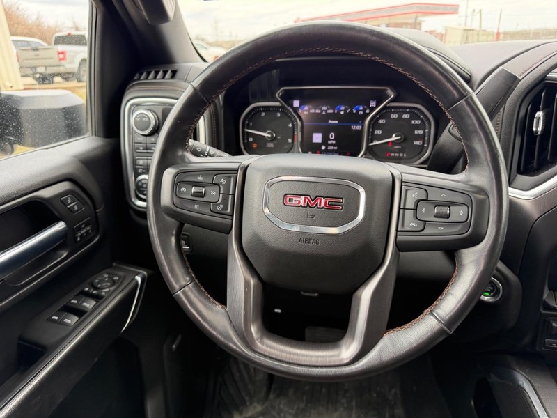 GMC Sierra 2500HD Vehicle Full-screen Gallery Image 10