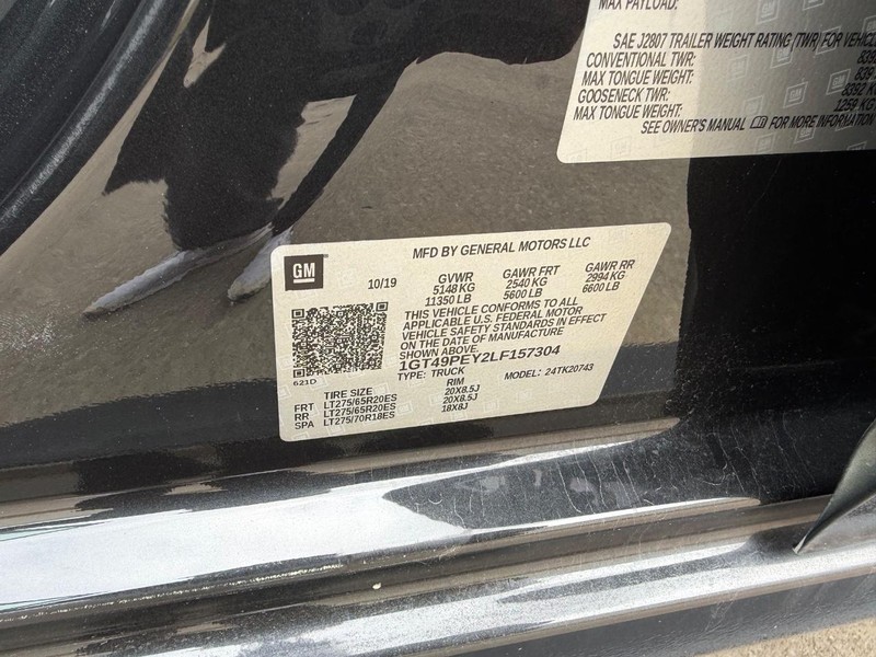 GMC Sierra 2500HD Vehicle Full-screen Gallery Image 21