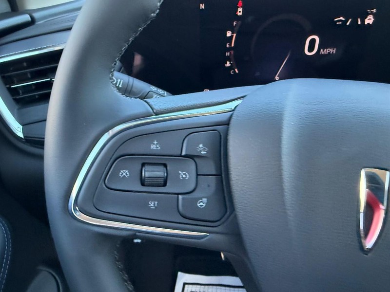 Buick Encore GX Vehicle Full-screen Gallery Image 10