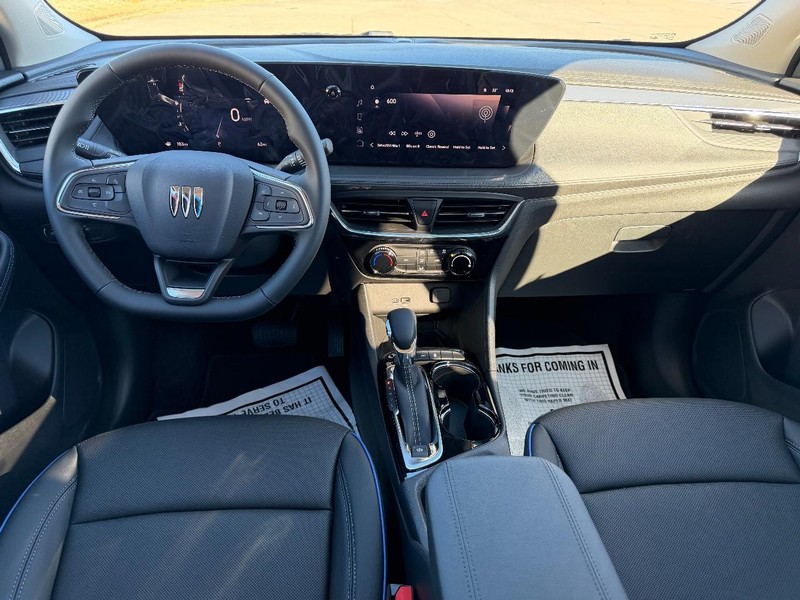 Buick Encore GX Vehicle Full-screen Gallery Image 8