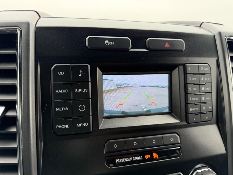 Ford F-150 Vehicle Full-screen Gallery Image 19