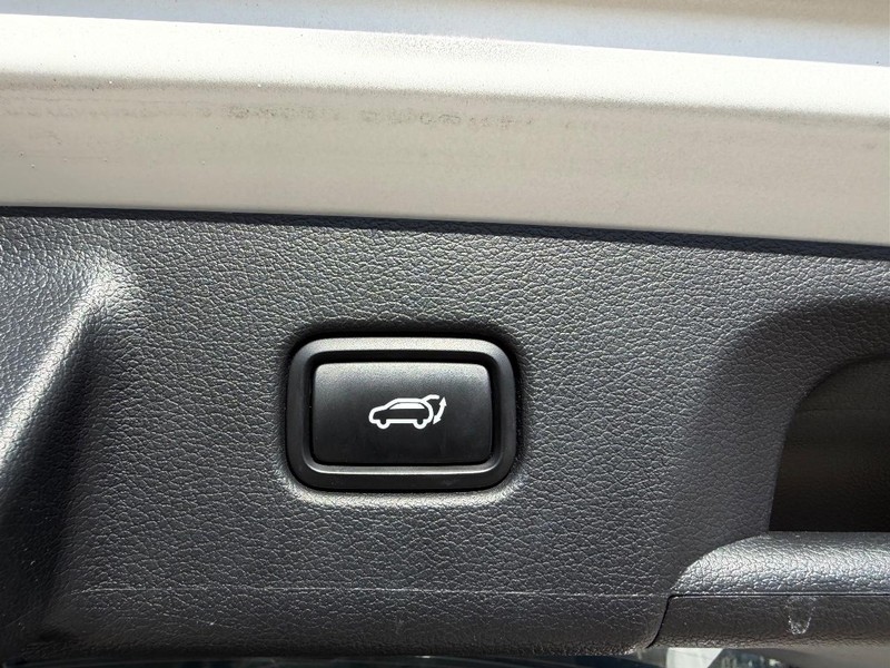 Hyundai Palisade Vehicle Full-screen Gallery Image 6