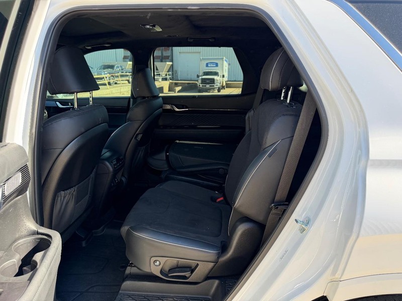 Hyundai Palisade Vehicle Full-screen Gallery Image 9