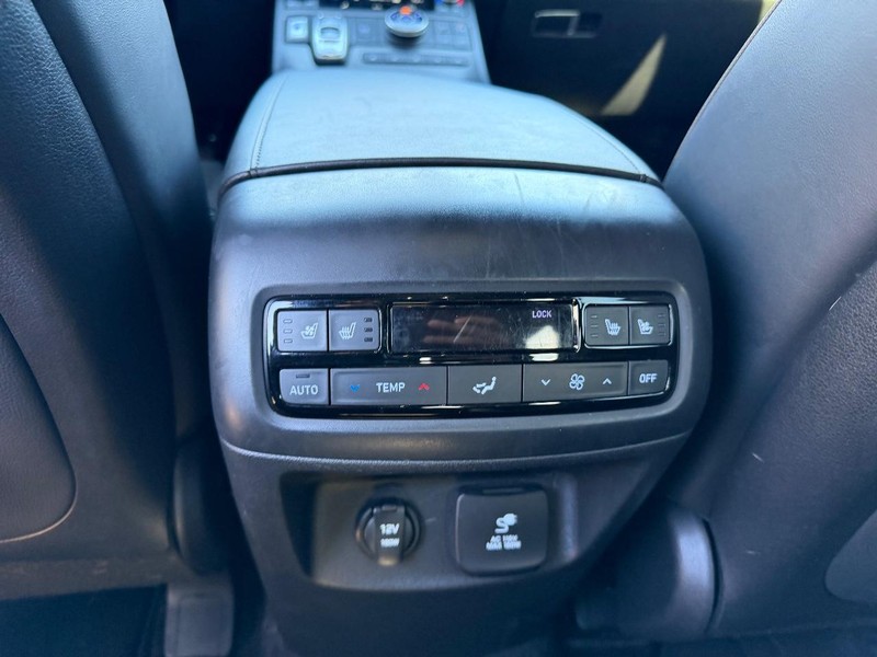 Hyundai Palisade Vehicle Full-screen Gallery Image 11