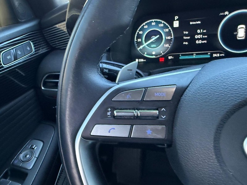 Hyundai Palisade Vehicle Full-screen Gallery Image 14