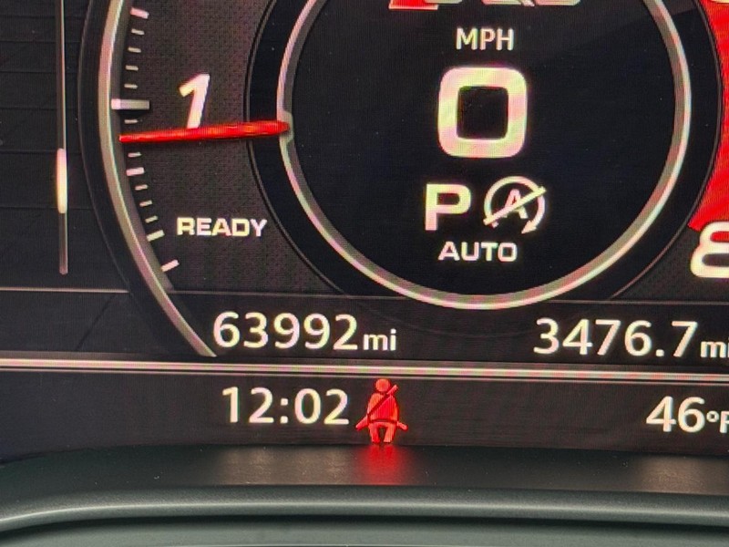 Audi SQ5 Vehicle Full-screen Gallery Image 19